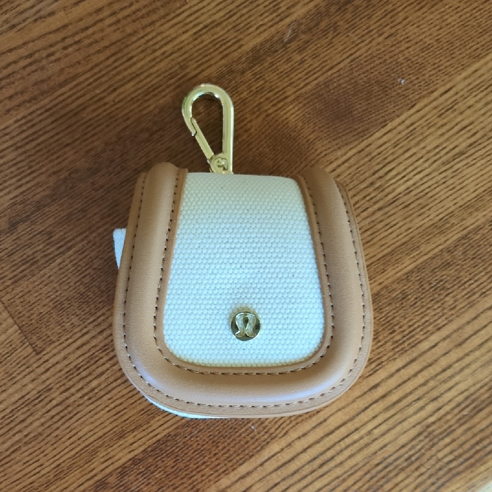 Lululemon Mini Pouch Bag Charm - Picture 2 of 5